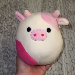 BNWT 5” Caedyn Cow Squishmallow